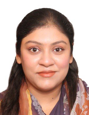  Farah Yousaf